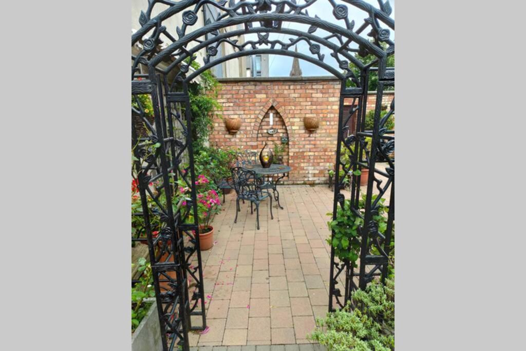 Bt 9 Granny Flat & Walled Garden Belfast Exterior photo